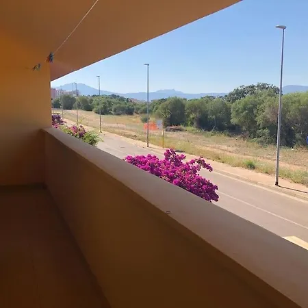 Amazing House 10 Min By Car From The Сasa de vacaciones