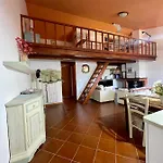 Дом отдыха Amazing House 10 Min By Car From The Ольбия