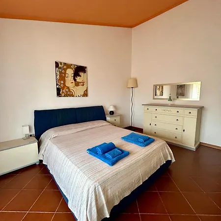 Amazing House 10 Min By Car From The Casa vacanze *